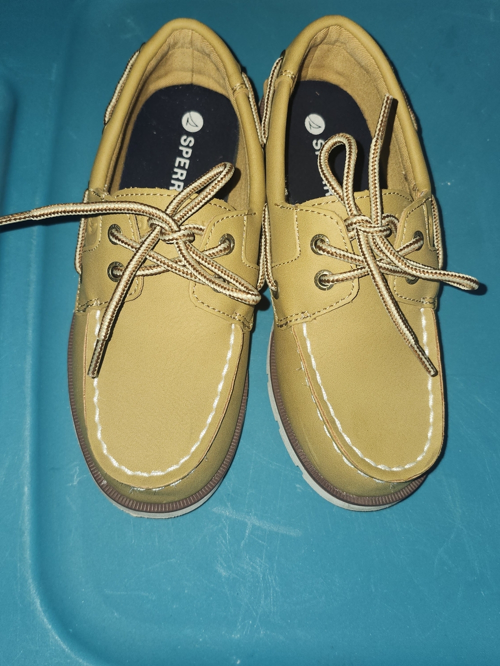 Sperry Kids Tan Boat Shoes - Classic Lace-Up Comfort